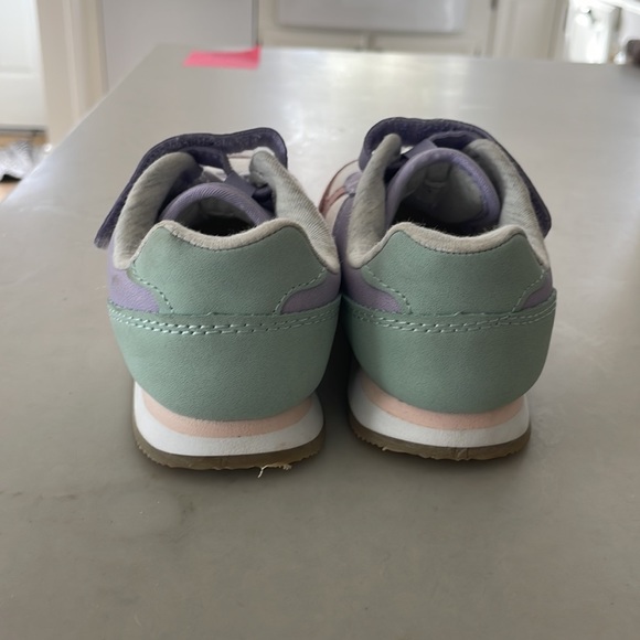 New without tag girls size 11 sneakers - Picture 2 of 3